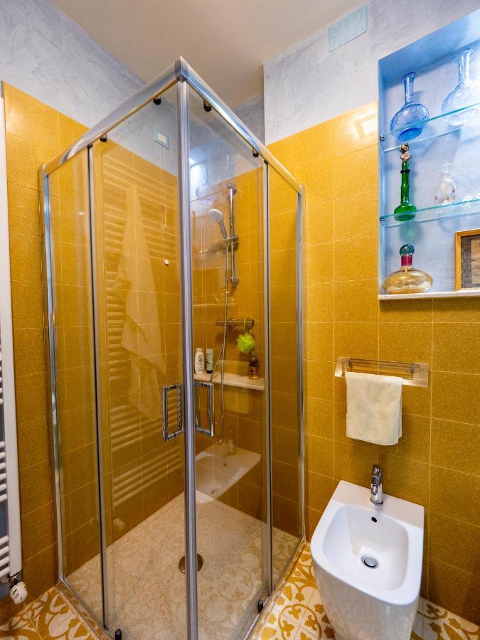 Luxury - Elegante Appartamento Nel Cuore Di Lucca Exteriör bild