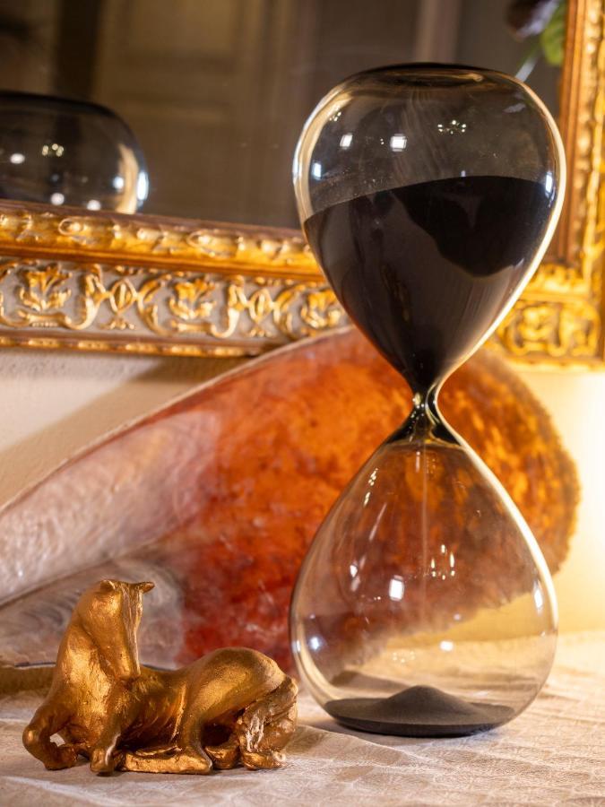 Luxury - Elegante Appartamento Nel Cuore Di Lucca Exteriör bild