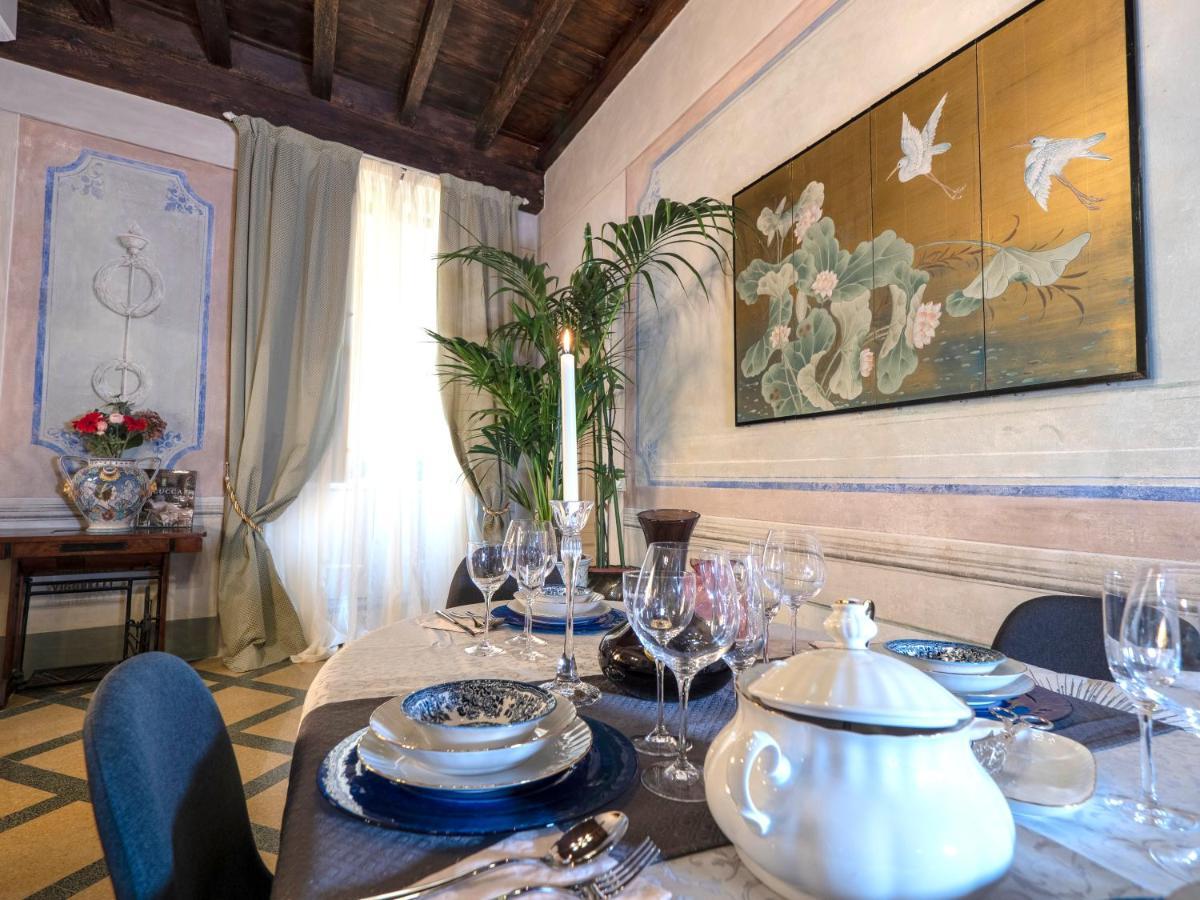 Luxury - Elegante Appartamento Nel Cuore Di Lucca Exteriör bild