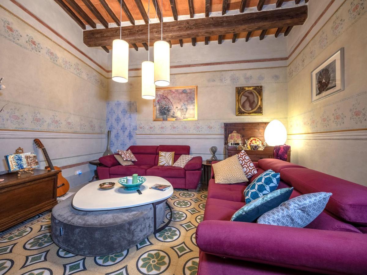 Luxury - Elegante Appartamento Nel Cuore Di Lucca Exteriör bild